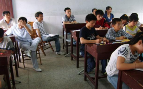 人的生命是有限的_人的生命是有限的可是为人民服务是无限的图片